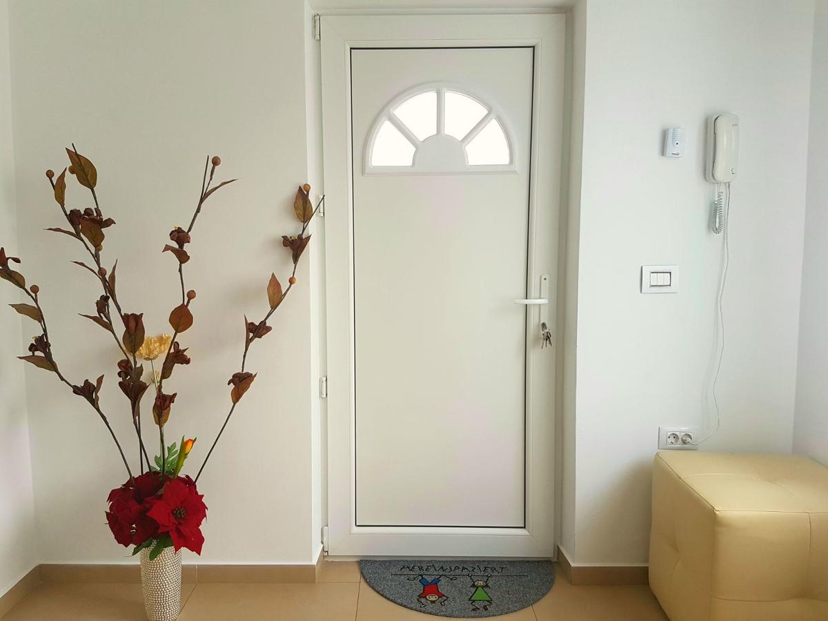 Nobless Villa Mereni  Eksteriør billede